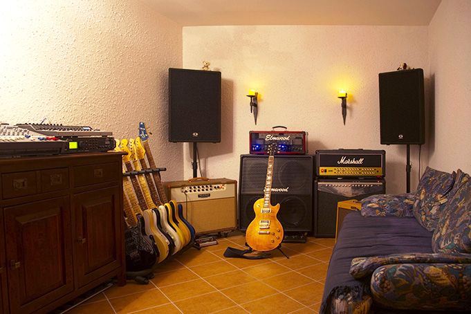 Guitar Gear